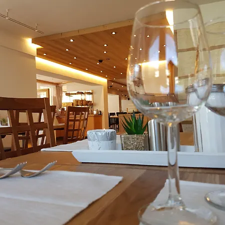 Europa Hotel 3*